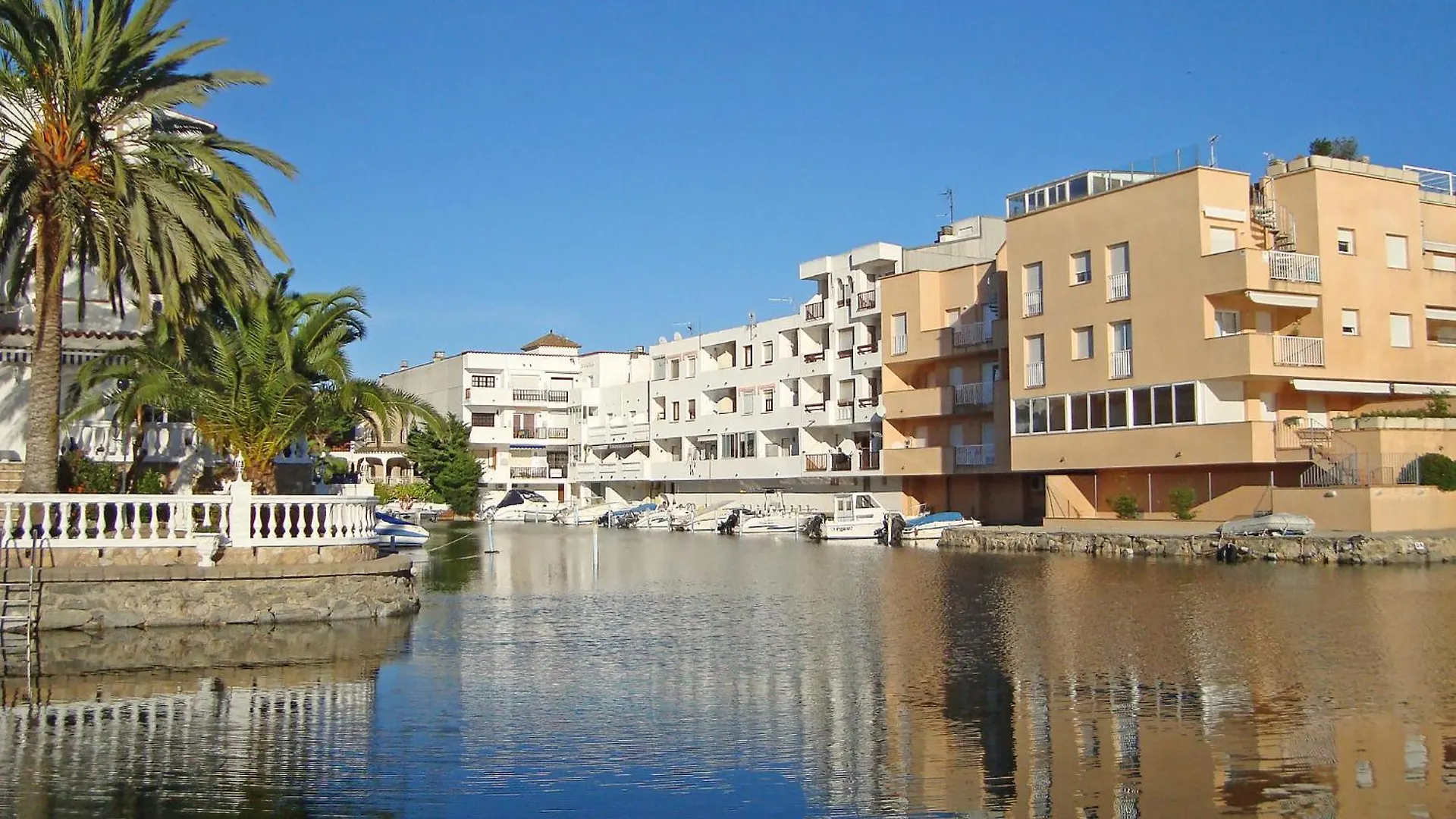 Apartment Port Mistral-2 By Interhome Empuriabrava